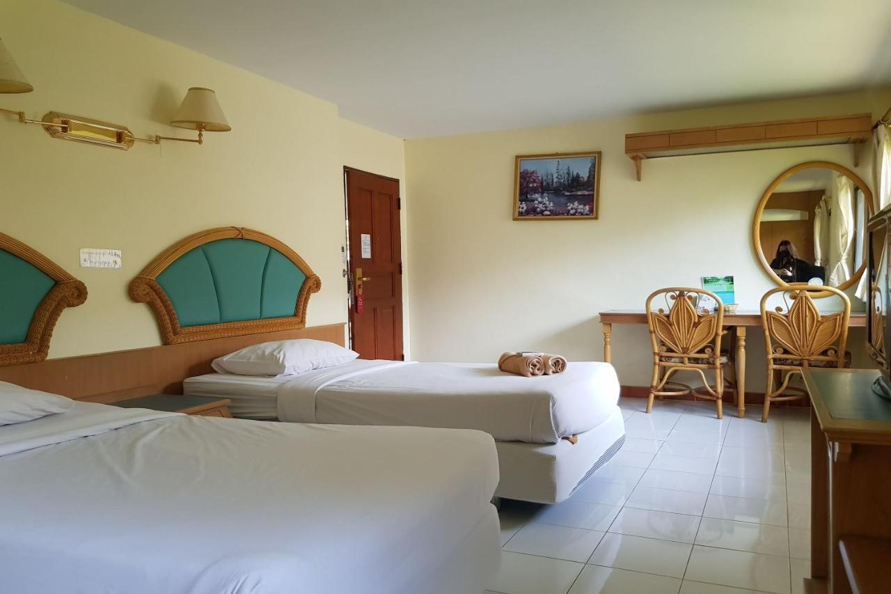 Talekaew Resort Sha Phitsanulok Exterior foto